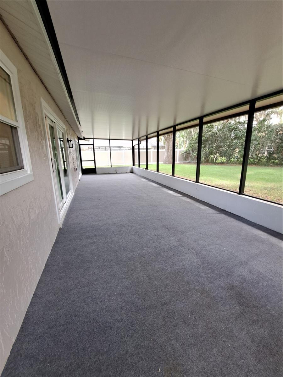 LAKE FOREST & LAKE FOREST NORTH - Residential