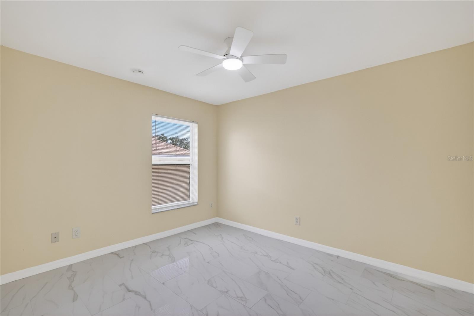 SLEEPY HOLLOW 1ST ADD - Residential
