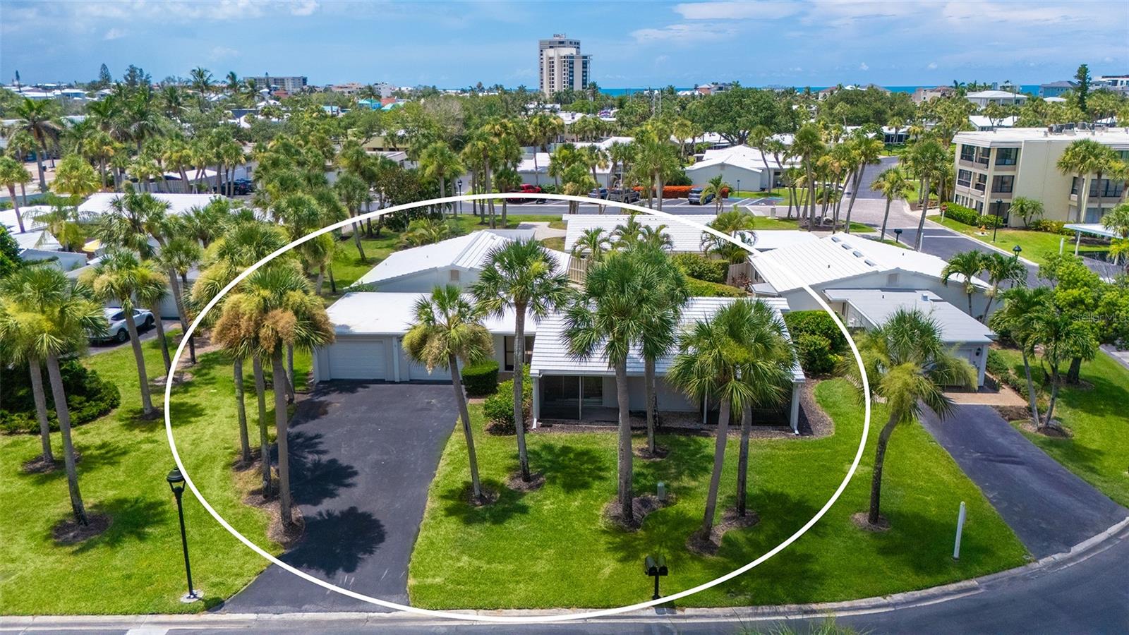 WHISPERING SANDS SEC 1 - Residential