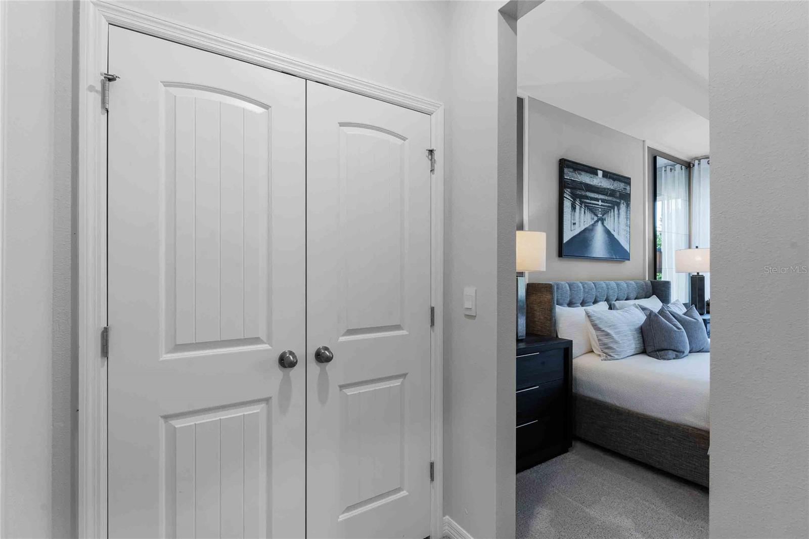 VICTORIA OAKS PH D - Residential
