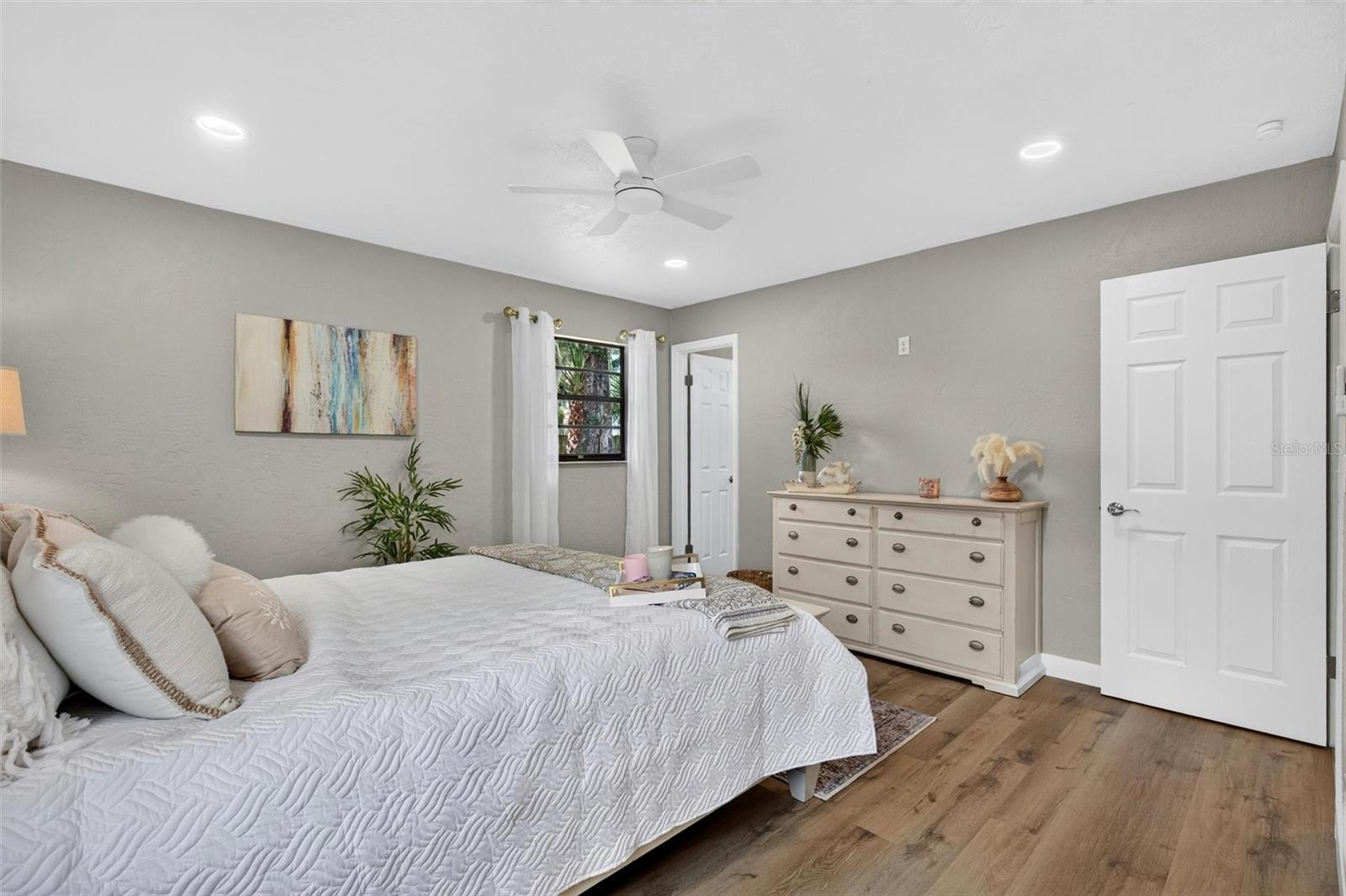 WOODS PORT ORANGE UNIT 01 - Residential