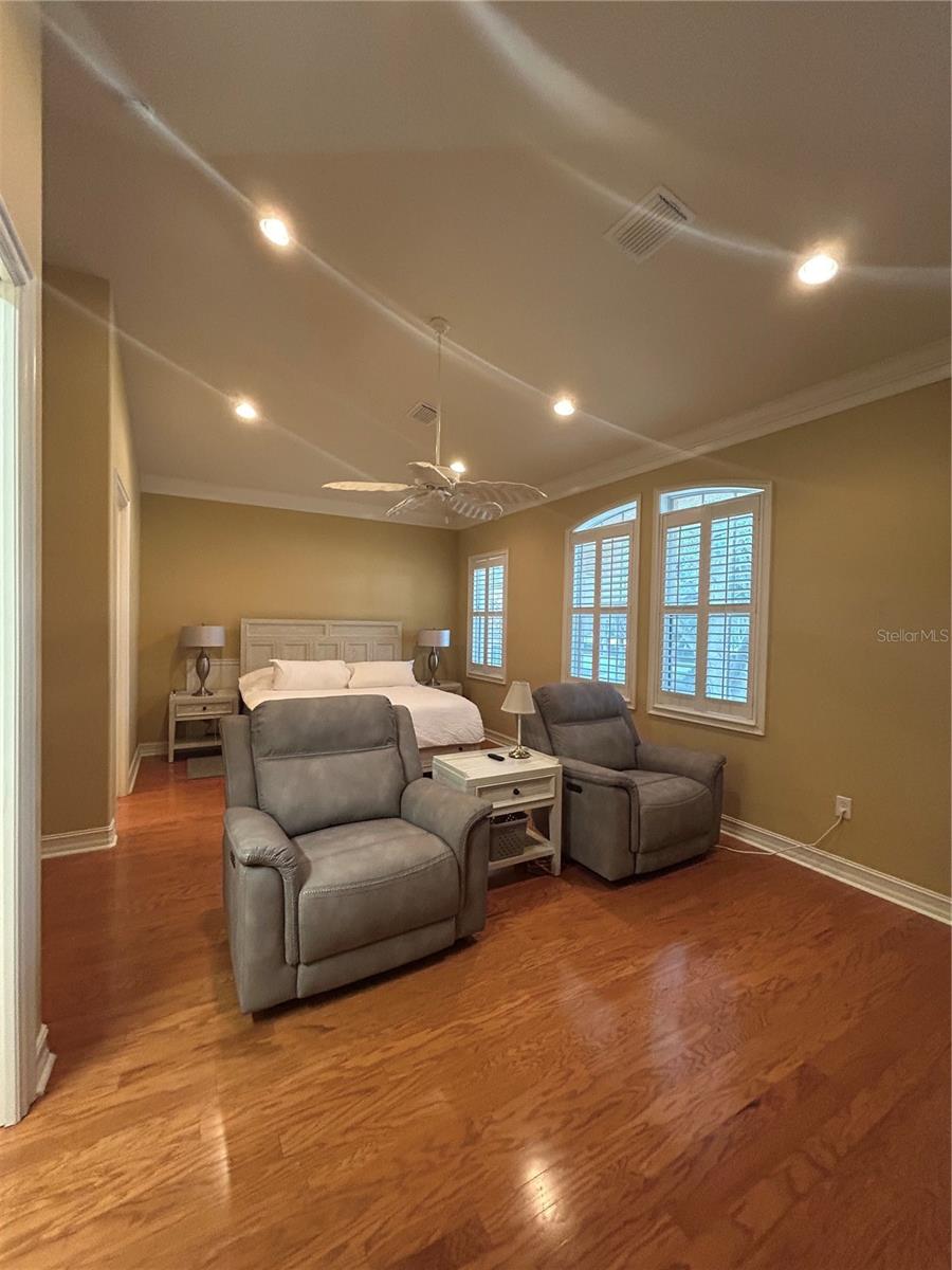 HOWEY IN HILLS MISSION CARMEL CONDO U - Residential