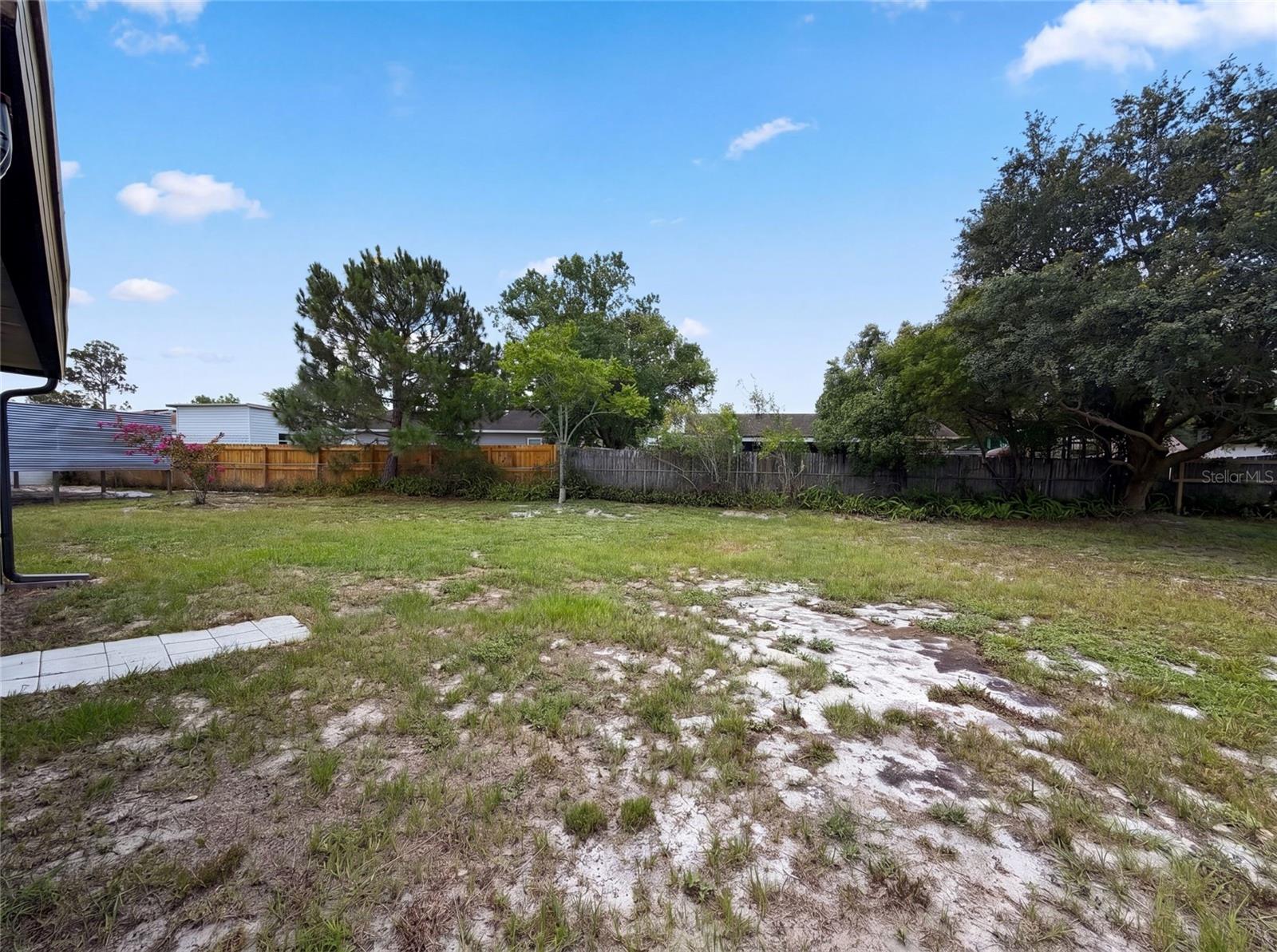 COLLEGE HEIGHTS - Residential