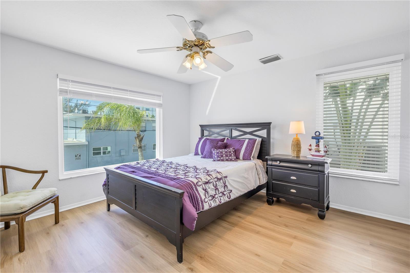 SUNSET BEACH - Residential