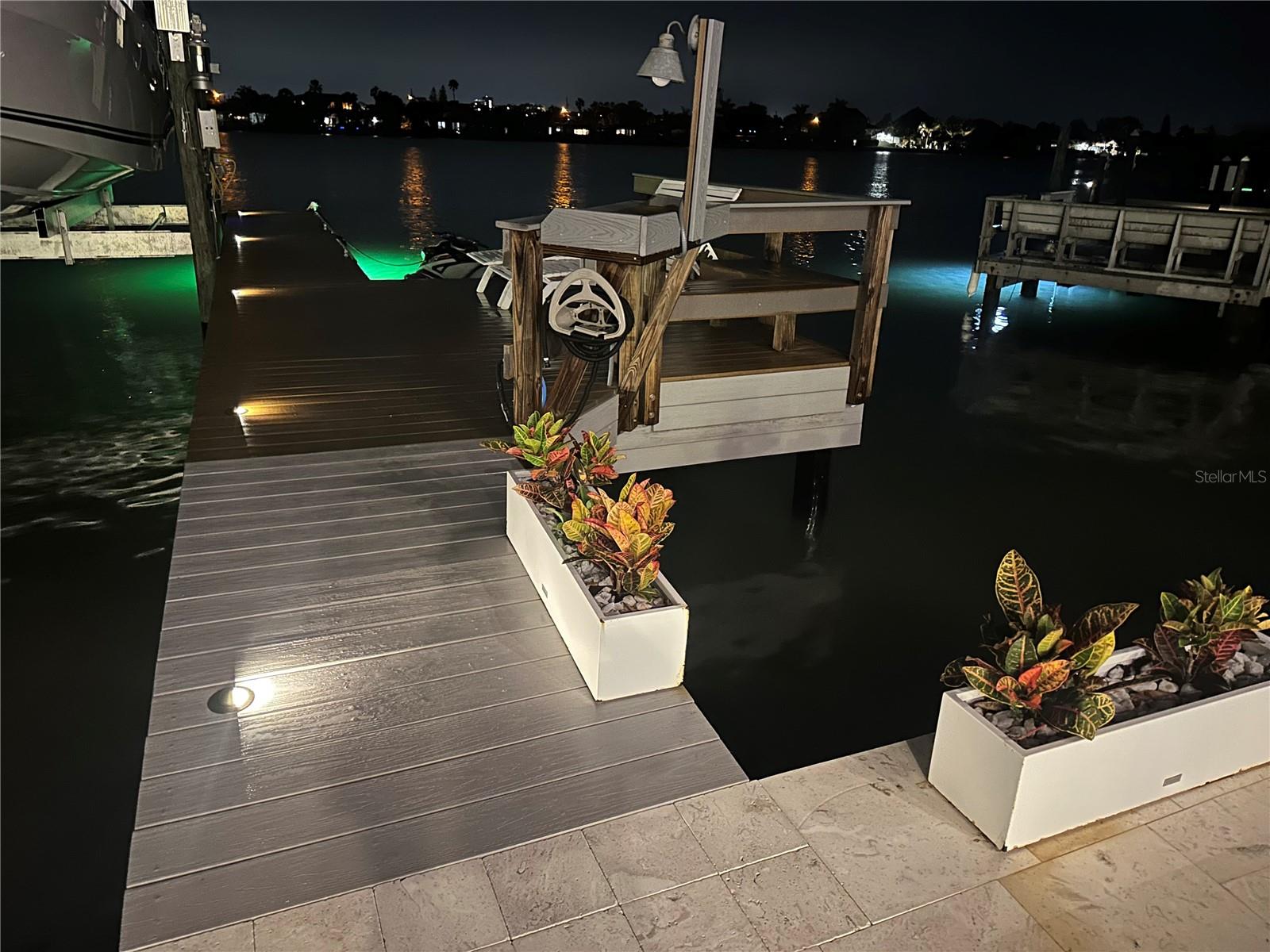 SUNSET BEACH - Residential