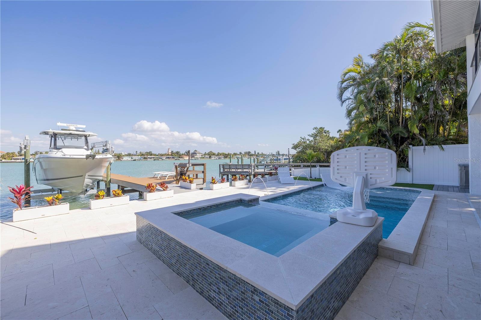 SUNSET BEACH - Residential