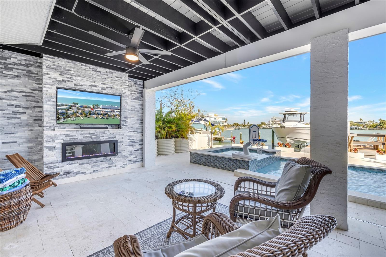 SUNSET BEACH - Residential