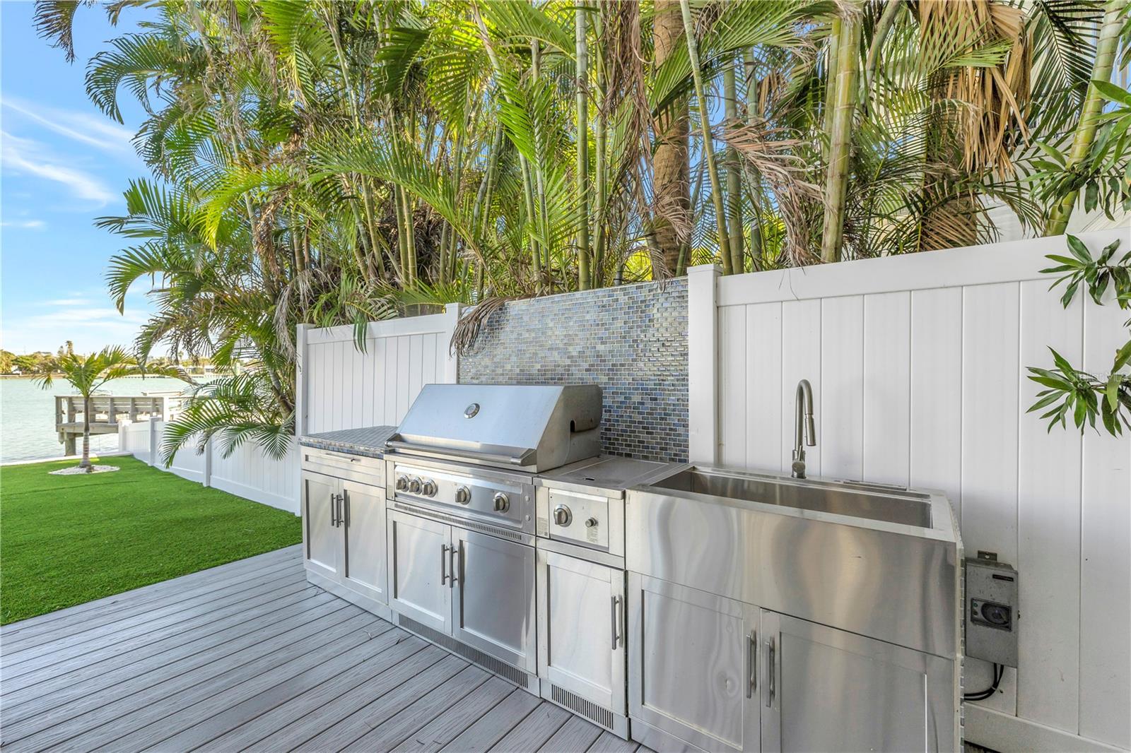 SUNSET BEACH - Residential