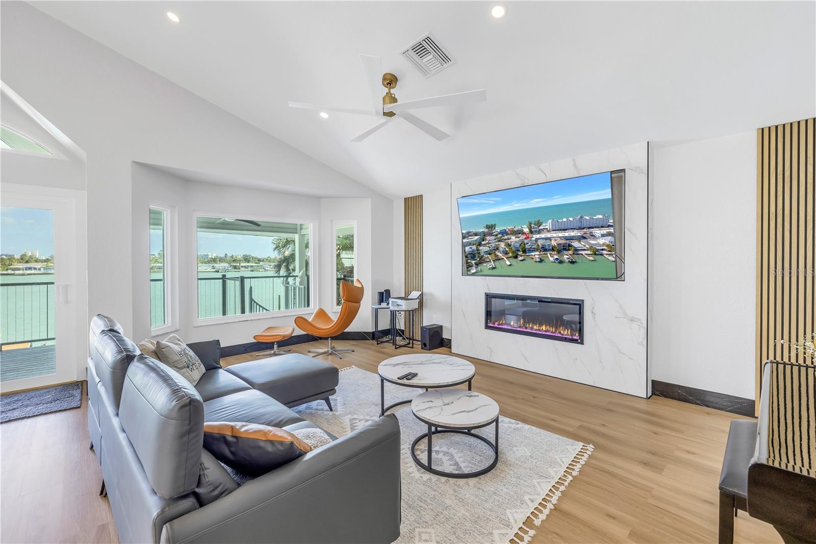 SUNSET BEACH - Residential