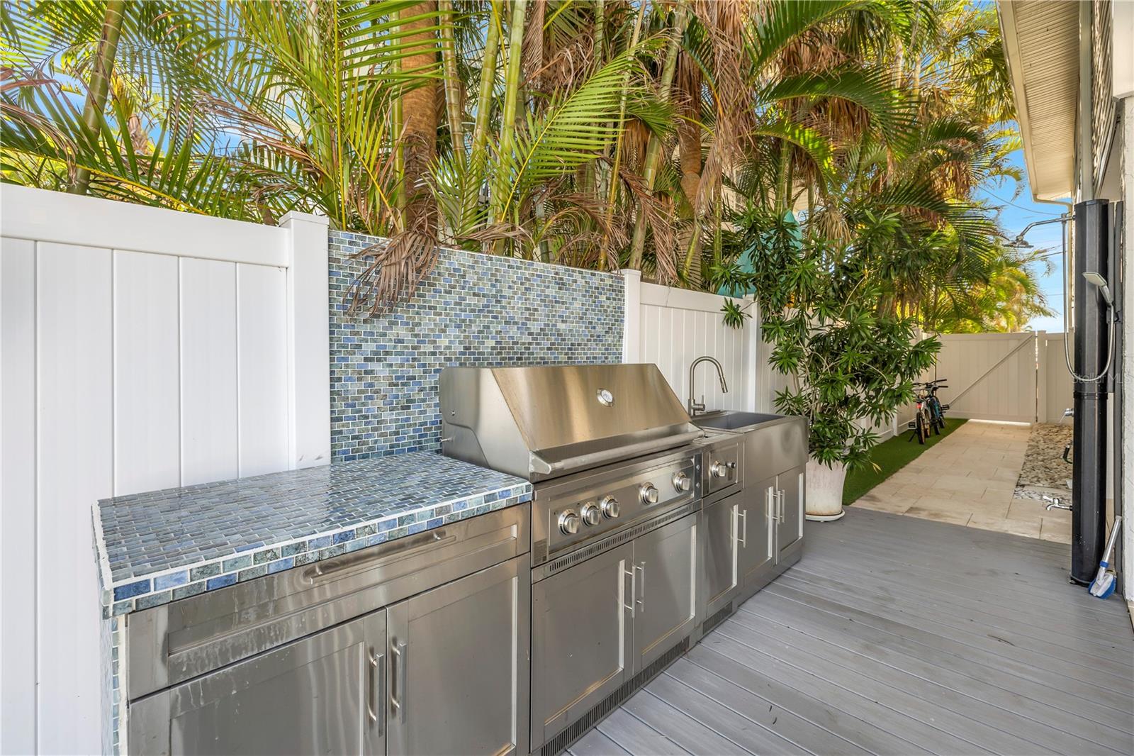 SUNSET BEACH - Residential