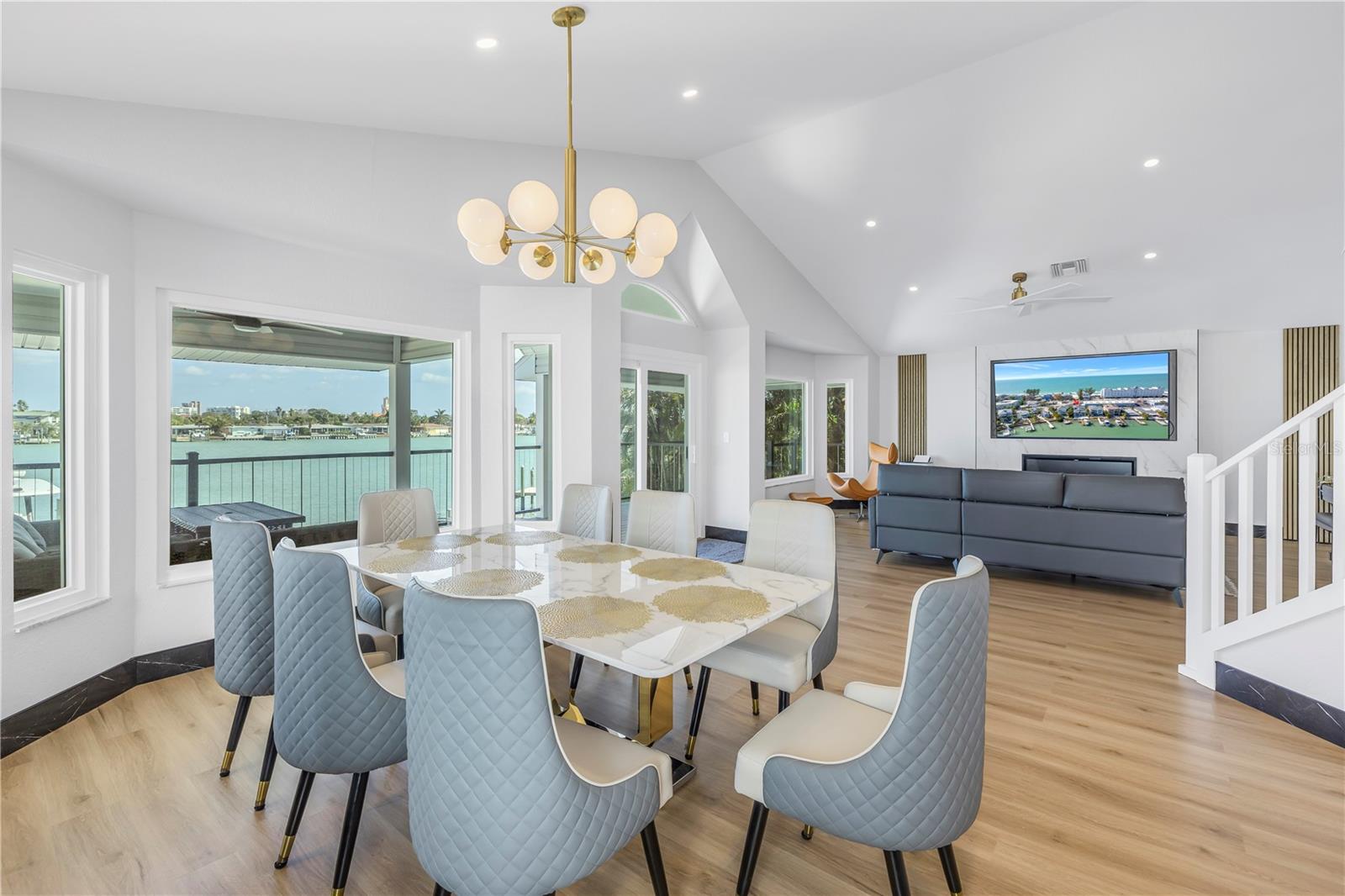 SUNSET BEACH - Residential