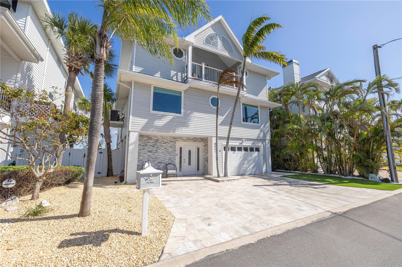 SUNSET BEACH - Residential