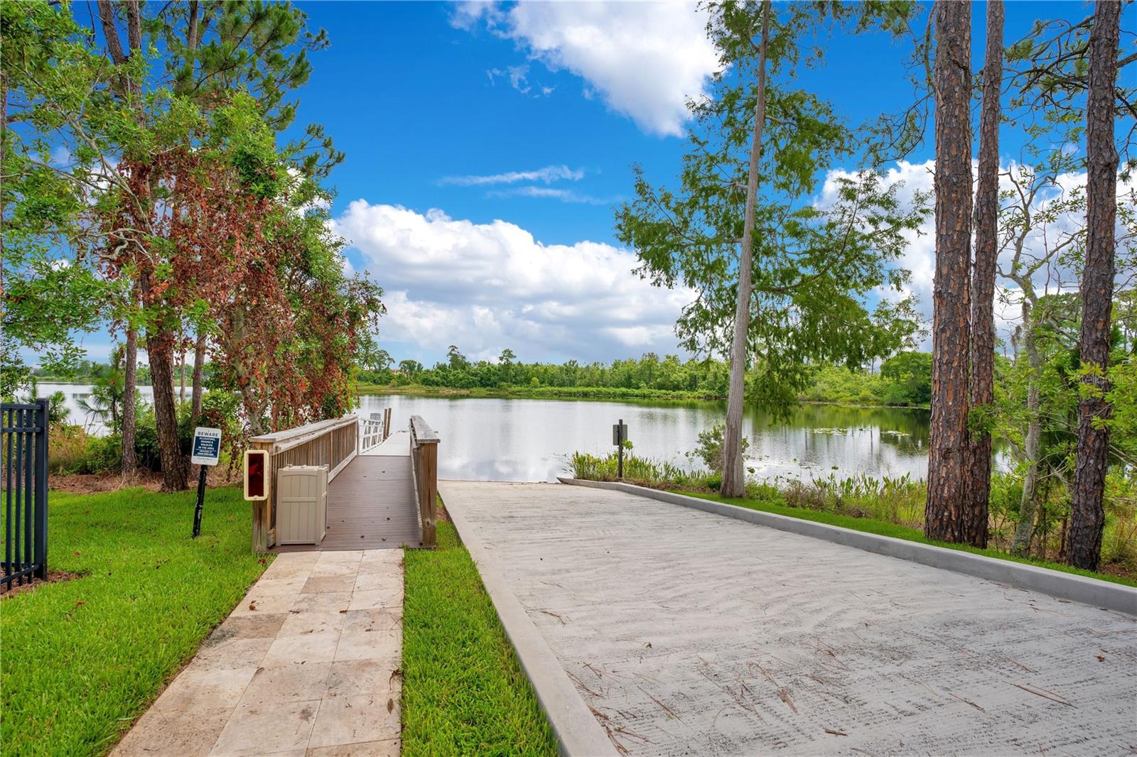 ROYAL CYPRESS PRESERVE PH 4 - Residential