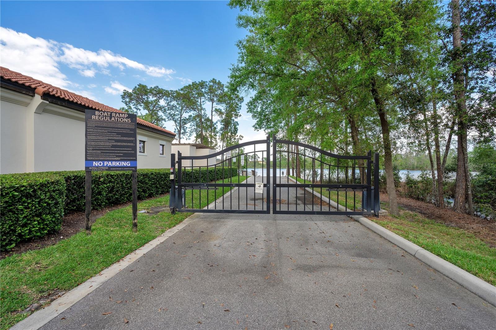 ROYAL CYPRESS PRESERVE PH 4 - Residential