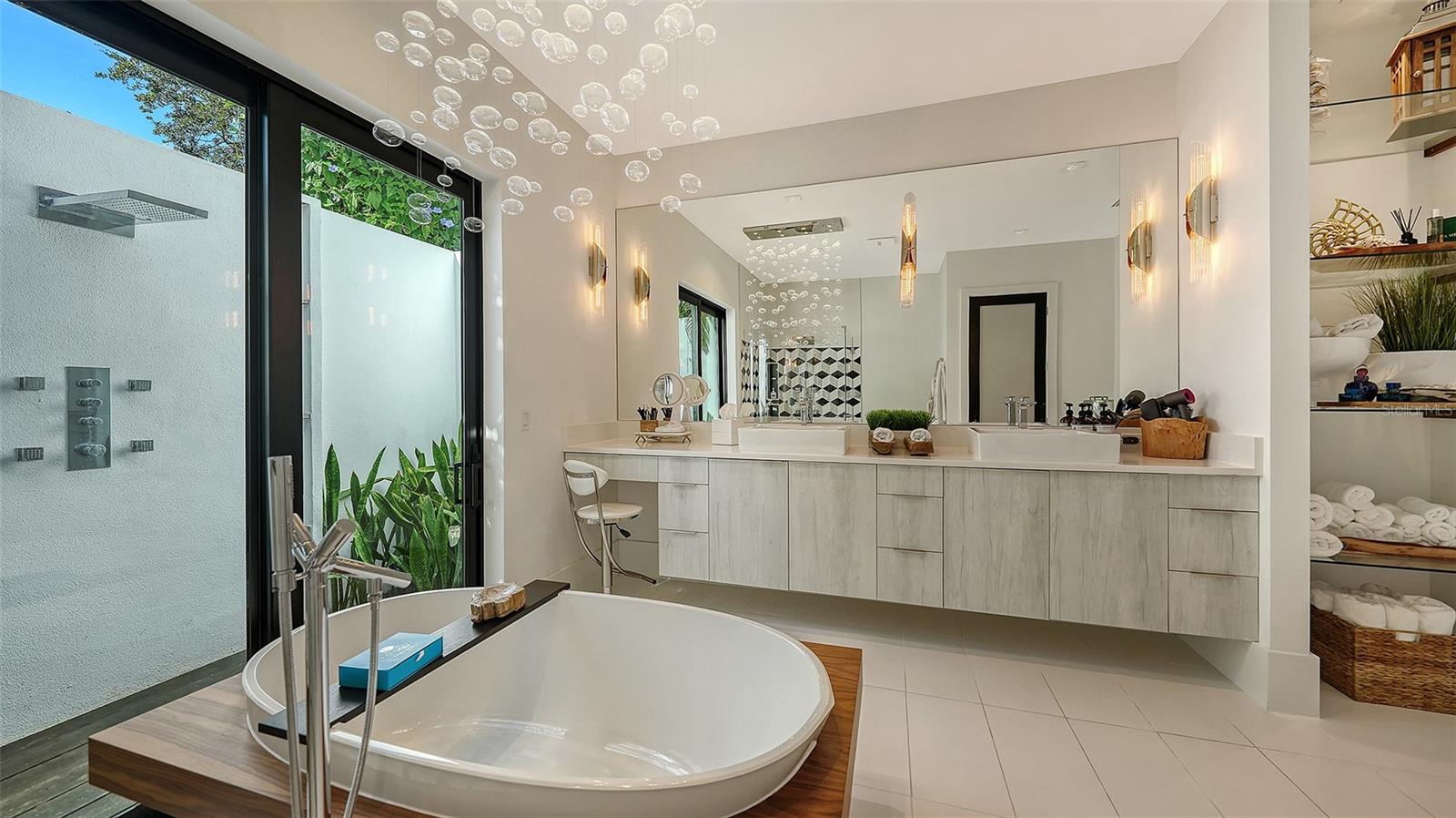 OYSTER BAY ESTATES - Residential