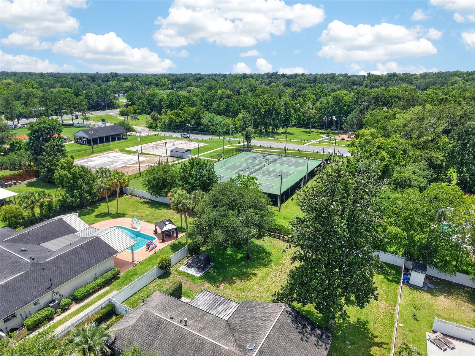 WOODFIELDS- ALVAREZ GRANT/J L MATHEWS - Residential