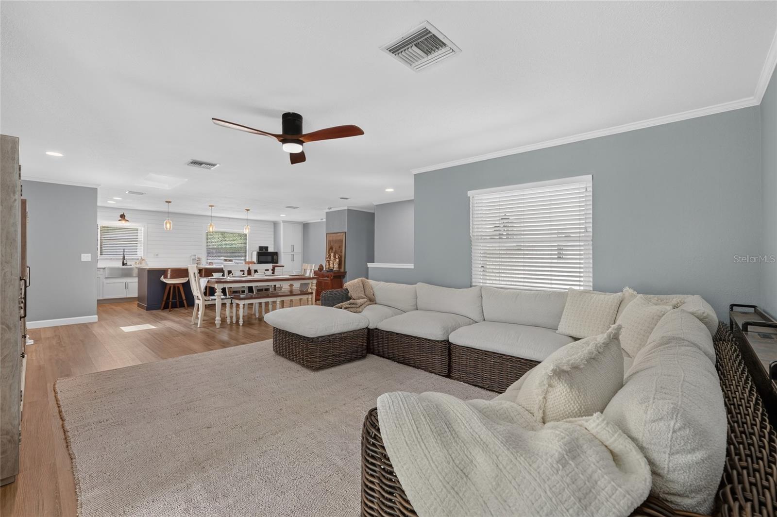 WOODFIELDS- ALVAREZ GRANT/J L MATHEWS - Residential