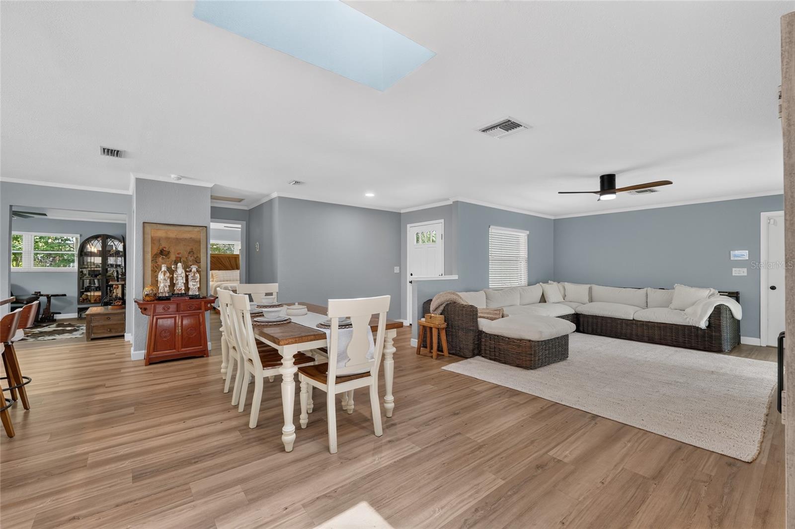 WOODFIELDS- ALVAREZ GRANT/J L MATHEWS - Residential