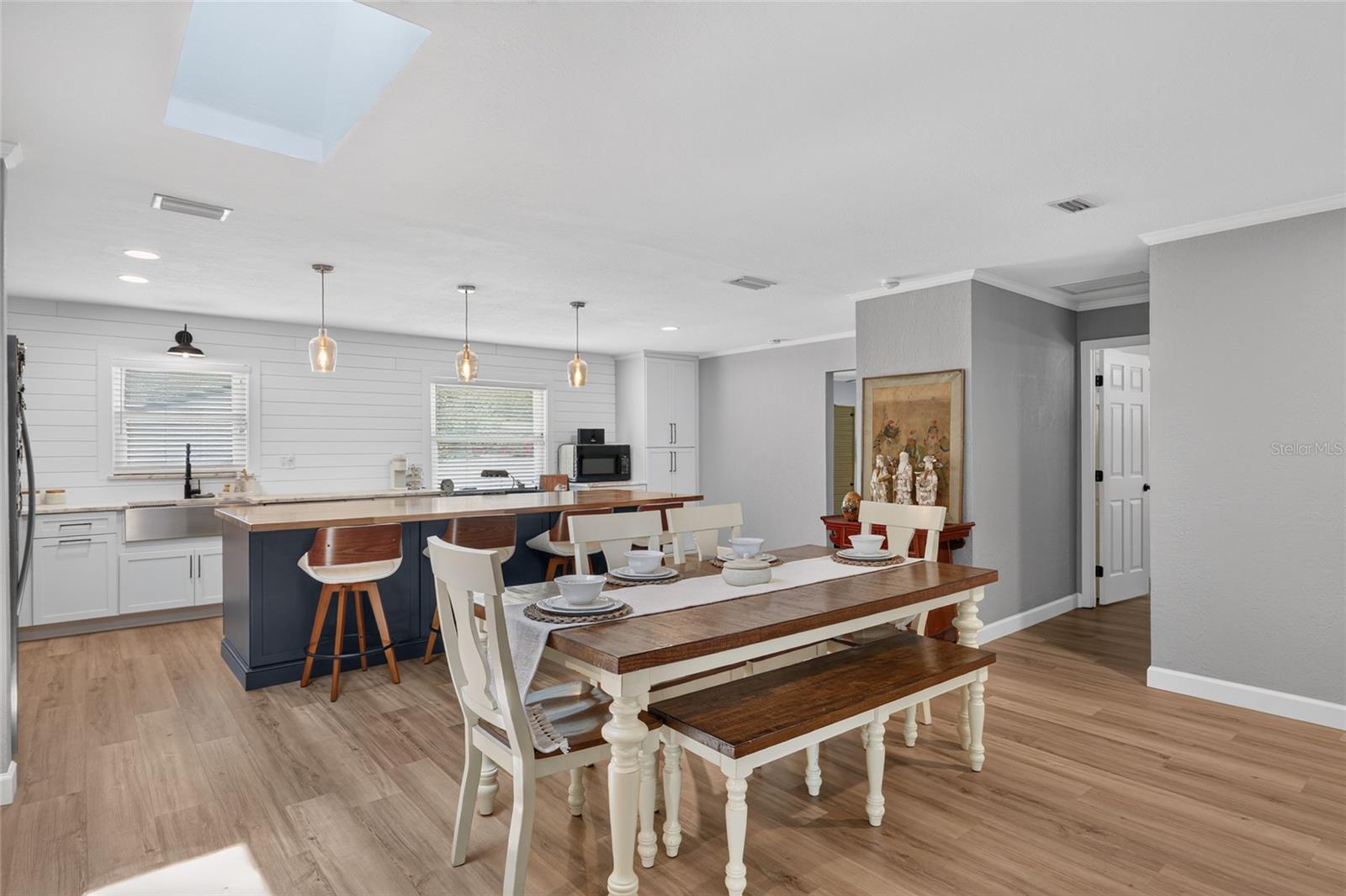 WOODFIELDS- ALVAREZ GRANT/J L MATHEWS - Residential