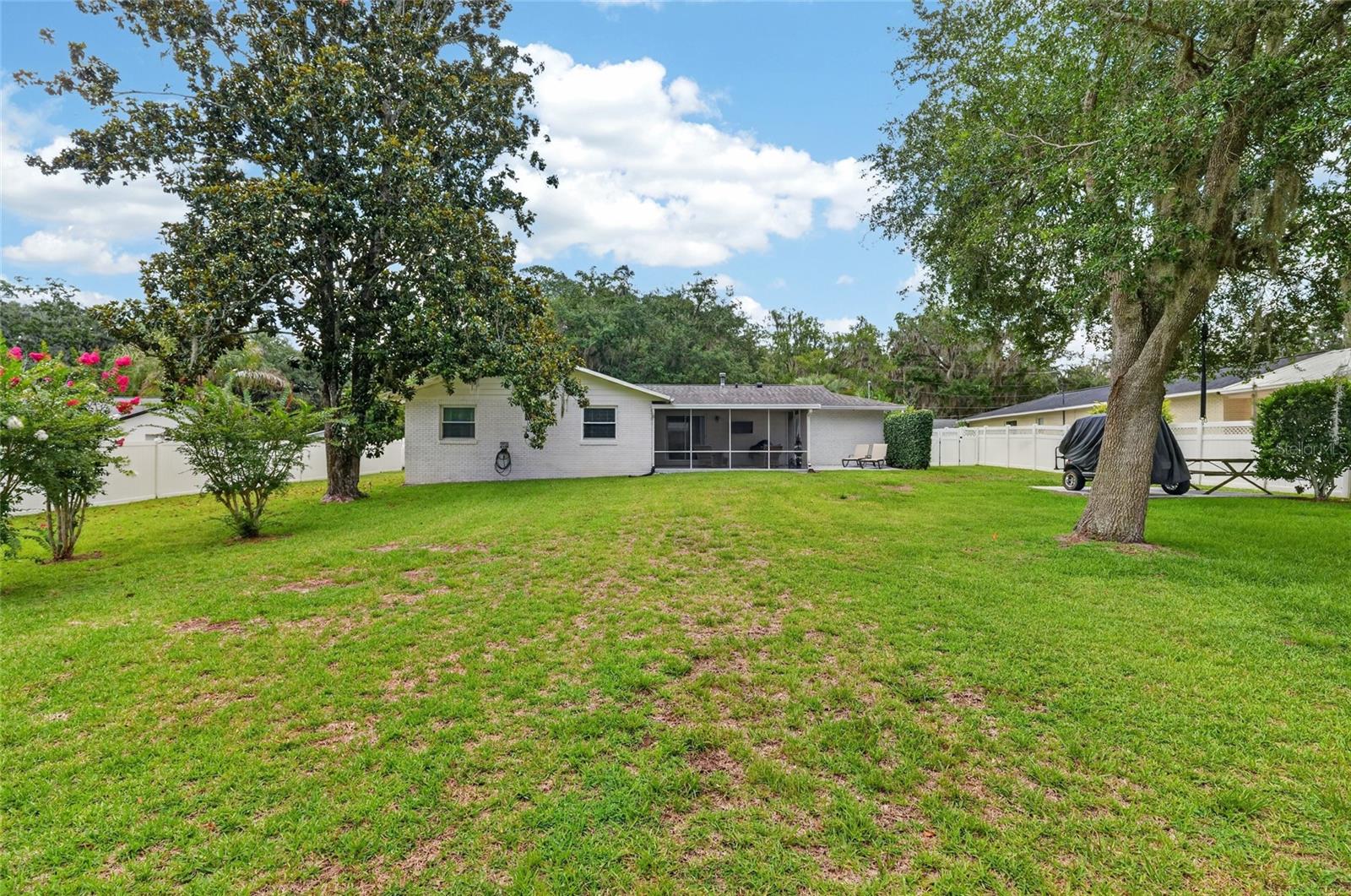WOODFIELDS- ALVAREZ GRANT/J L MATHEWS - Residential