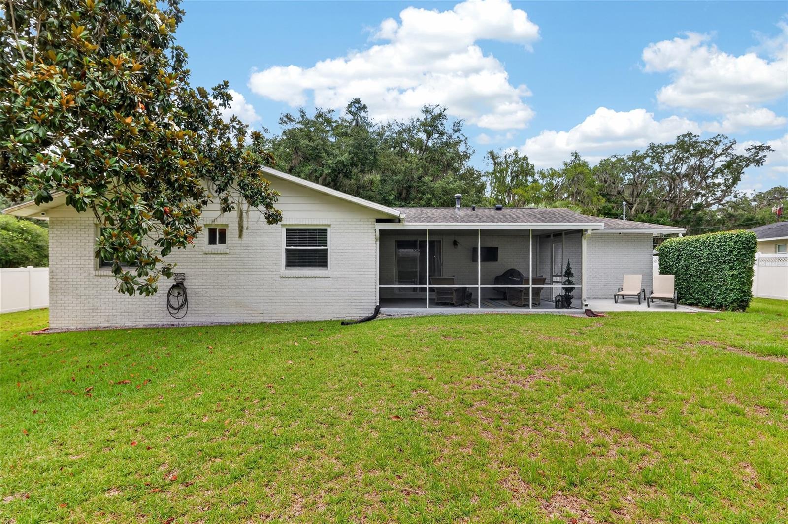 WOODFIELDS- ALVAREZ GRANT/J L MATHEWS - Residential