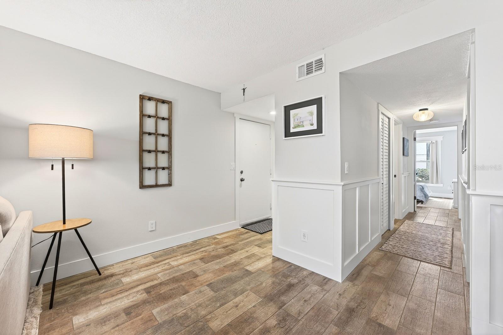 COACH HOMES AT MARINERS VILLAGE - Residential