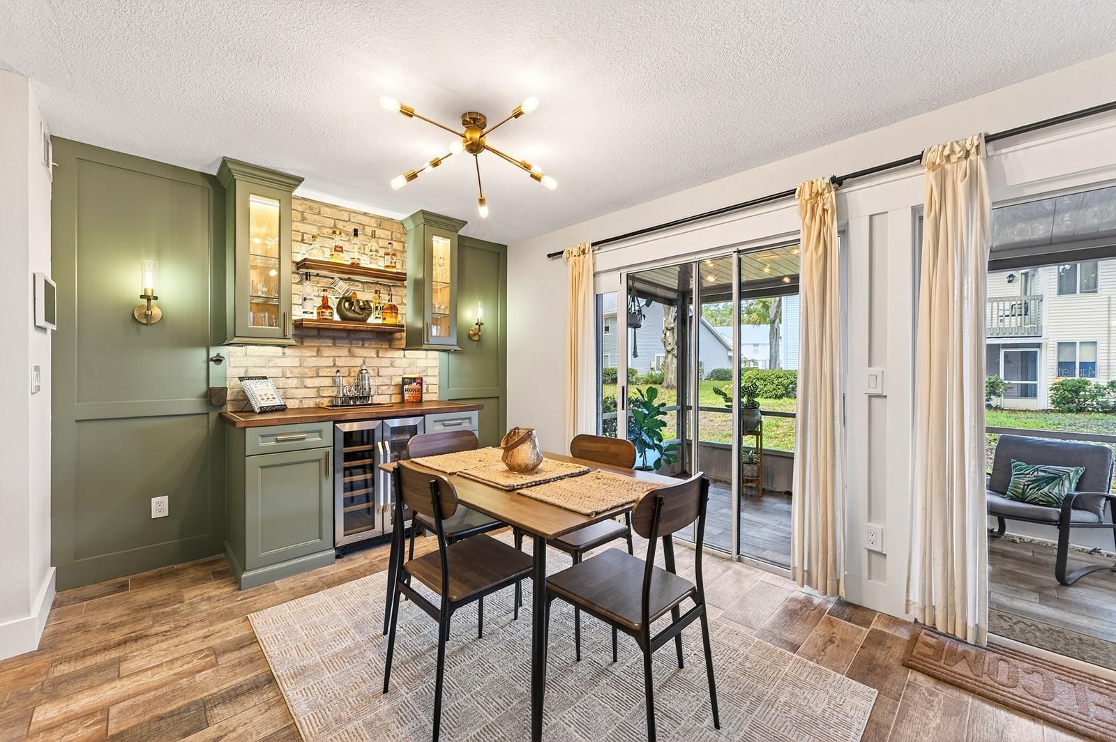 COACH HOMES AT MARINERS VILLAGE - Residential