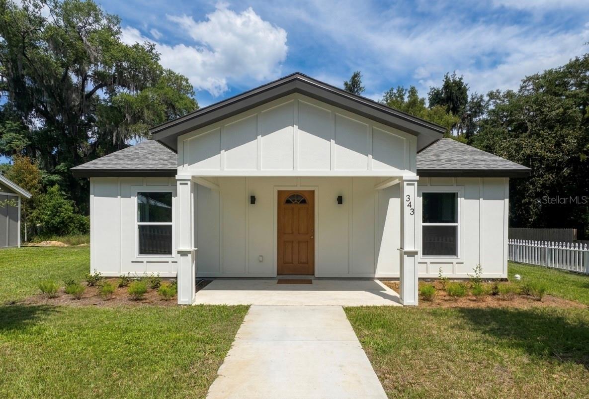 Homeownership in Groveland just became more attainable. These newly constructed homes combine modern design with a simplified path to ownership, offering a space that feels both comfortable and intentional.
Offered through the Groveland Community Land Trust Corp. (GCLT), this opportunity introduces a unique ownership structure designed to support long-term affordability. Buyers will own the home while the land is held under a long-term ground lease.
Monthly land lease fee applies. Program guidelines and eligibility requirements apply. Reach out today to learn how this opportunity may align with your next step.