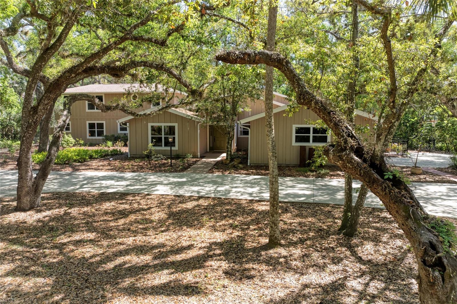 BRADEN OAKS - Residential