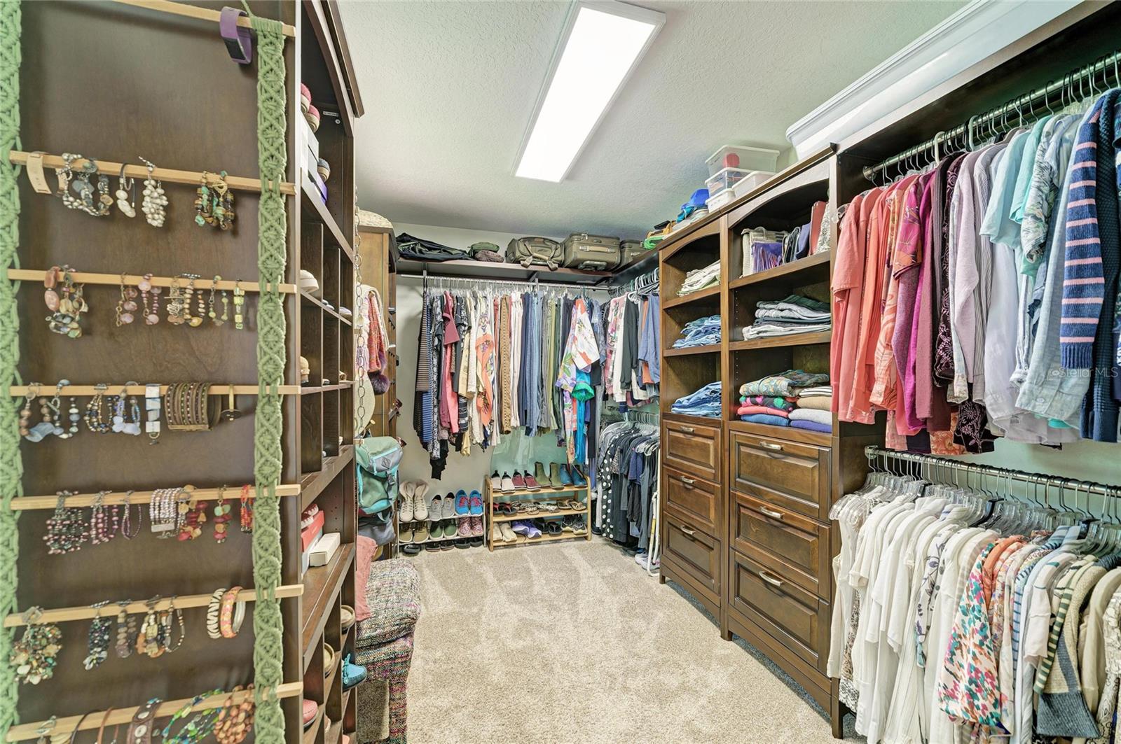BRADEN OAKS - Residential