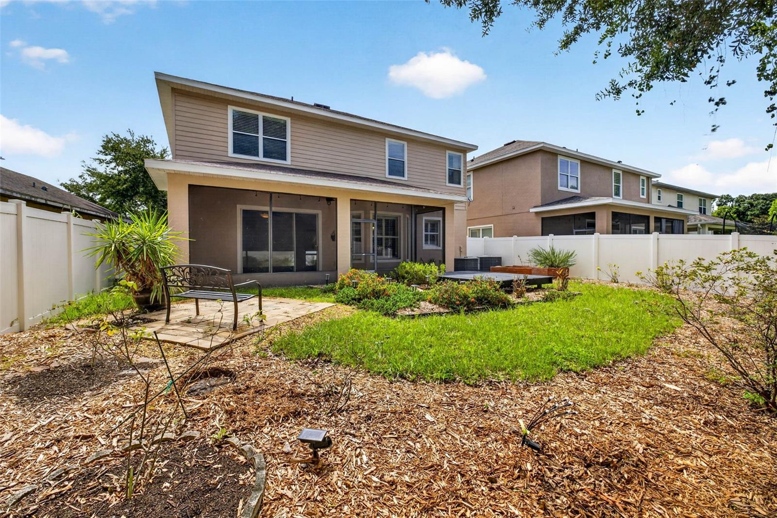 CAMDEN WOODS - Residential