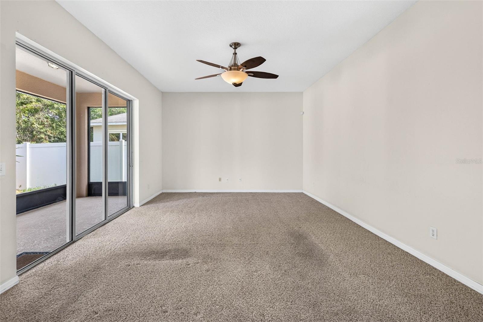 CAMDEN WOODS - Residential