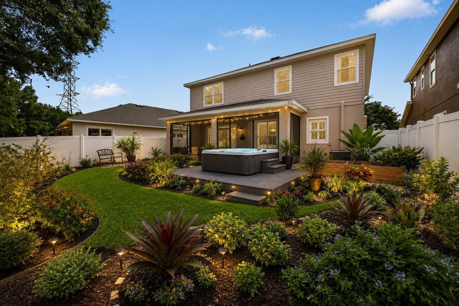 CAMDEN WOODS - Residential