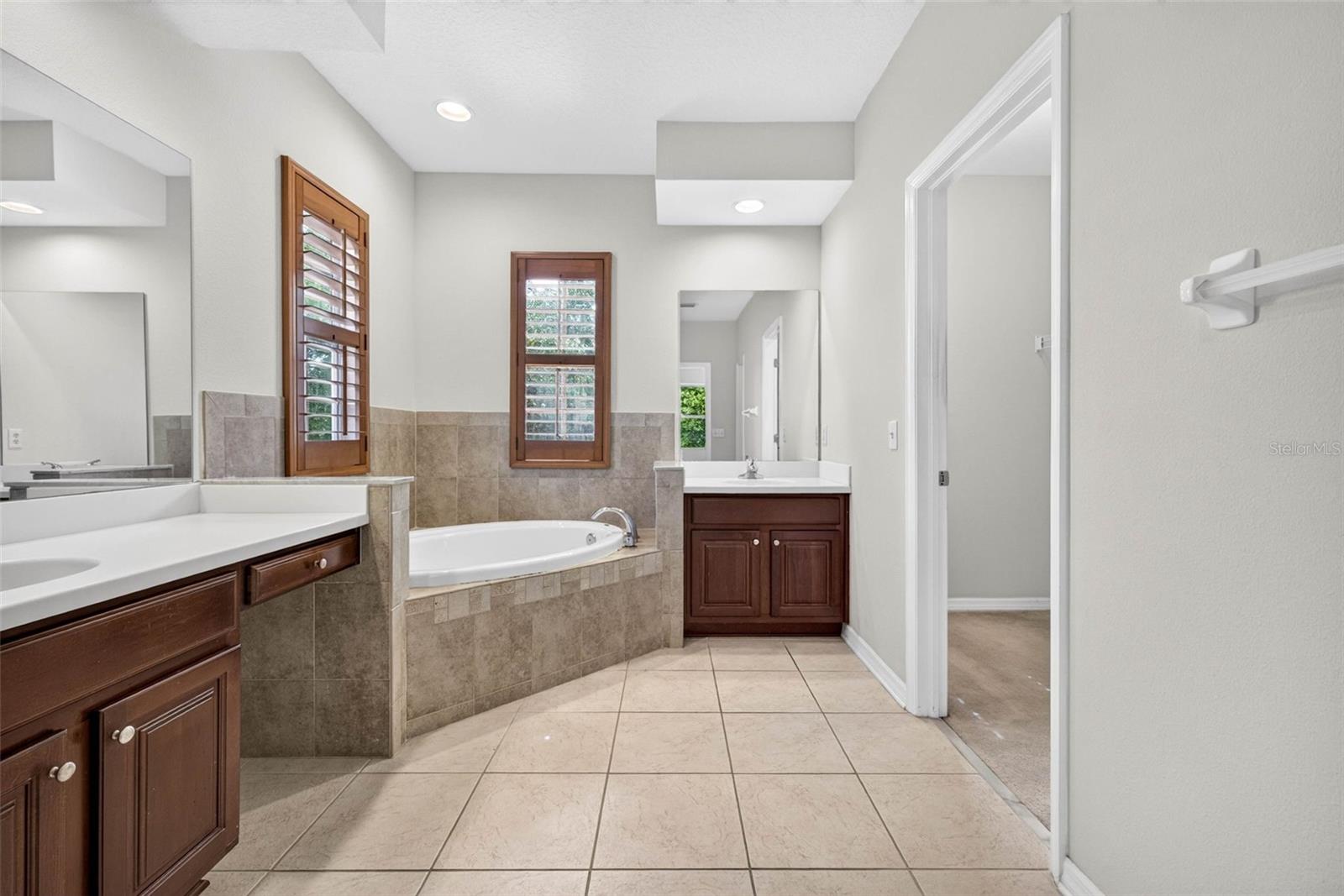 CAMDEN WOODS - Residential