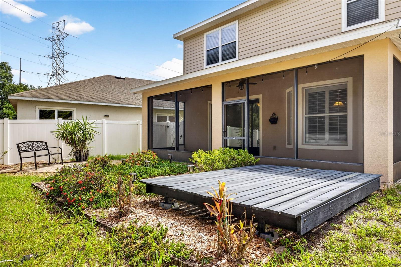 CAMDEN WOODS - Residential
