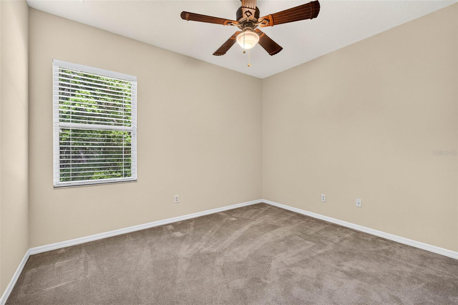 CAMDEN WOODS - Residential