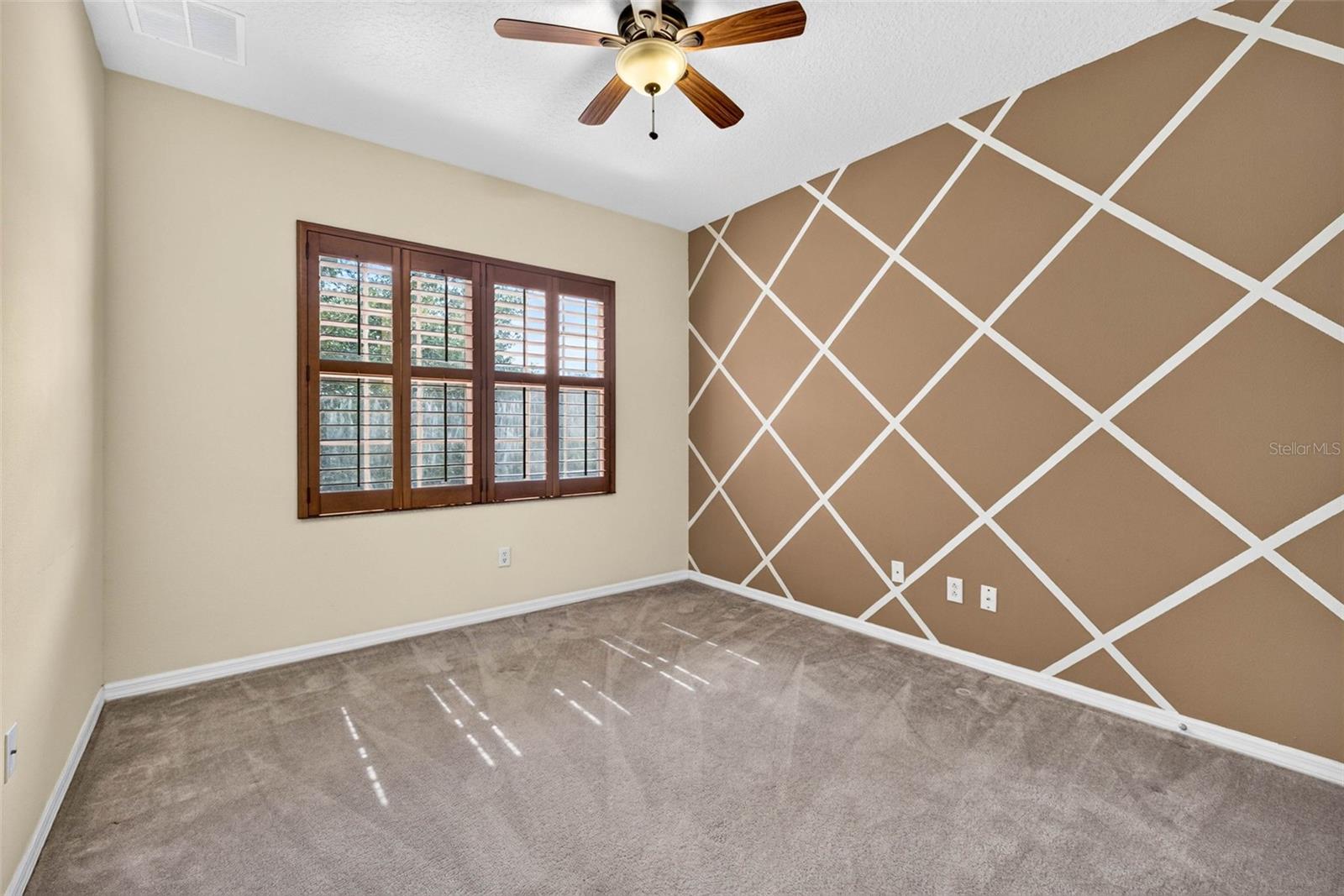 CAMDEN WOODS - Residential