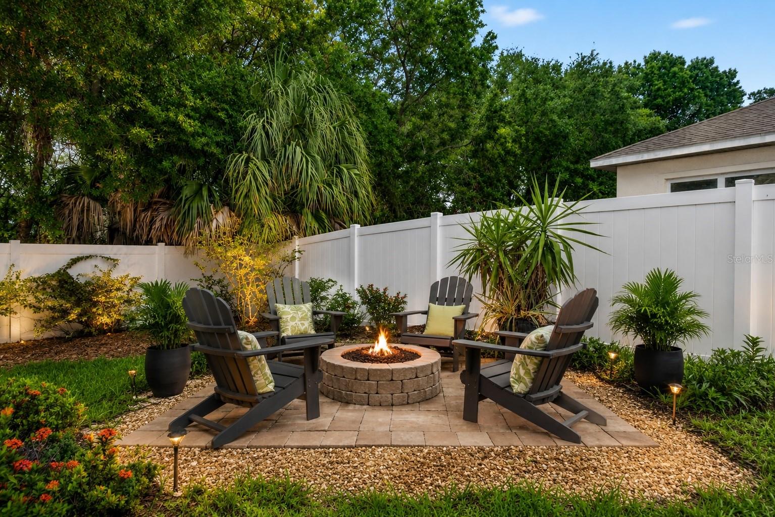 CAMDEN WOODS - Residential