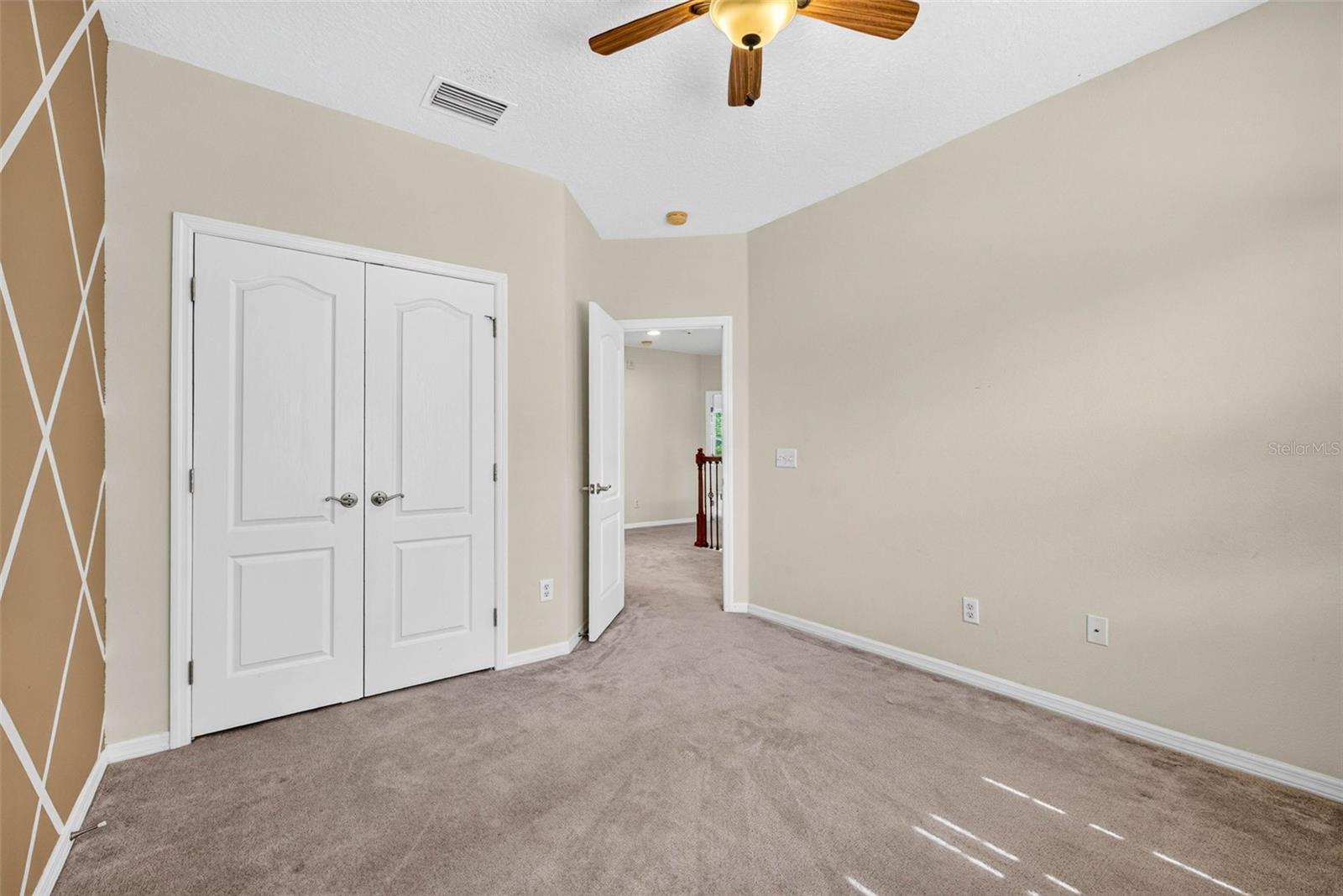 CAMDEN WOODS - Residential