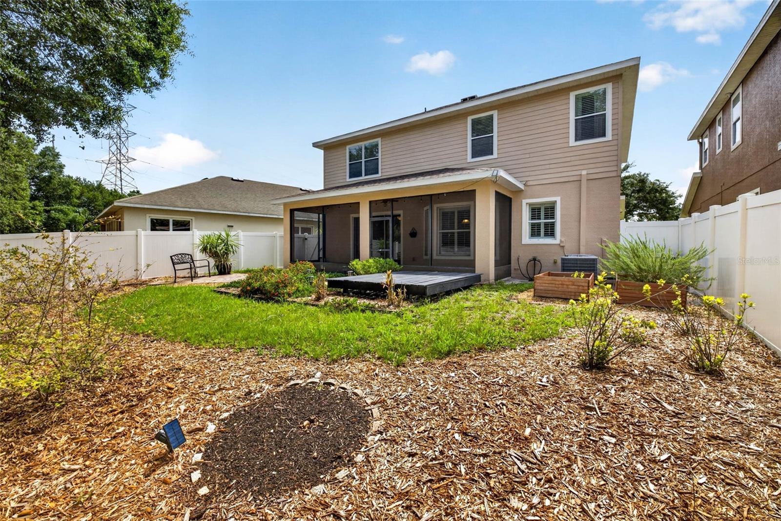 CAMDEN WOODS - Residential