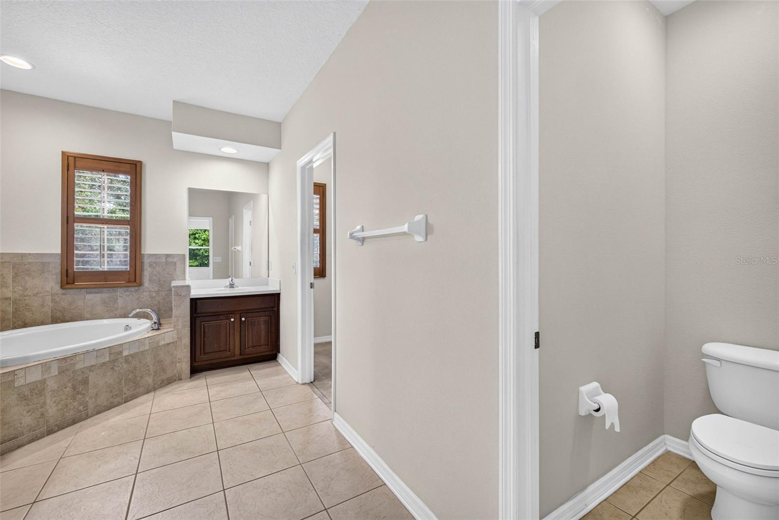 CAMDEN WOODS - Residential
