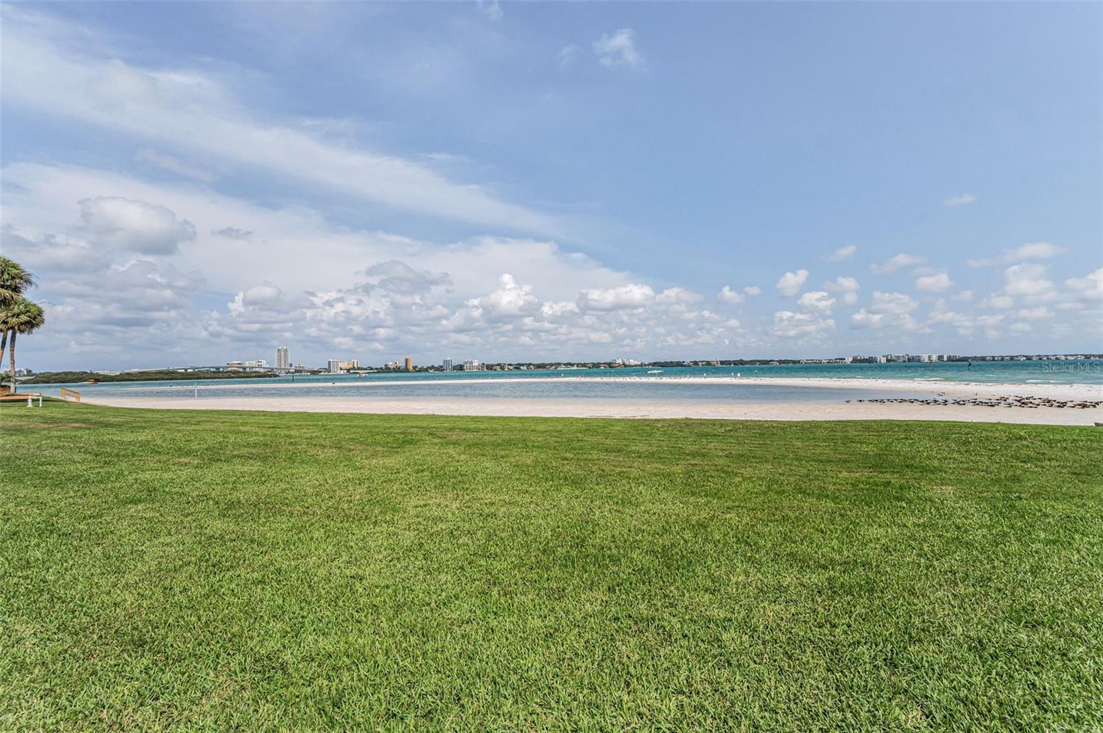 CLEARWATER POINT 7 TENNIS - Residential