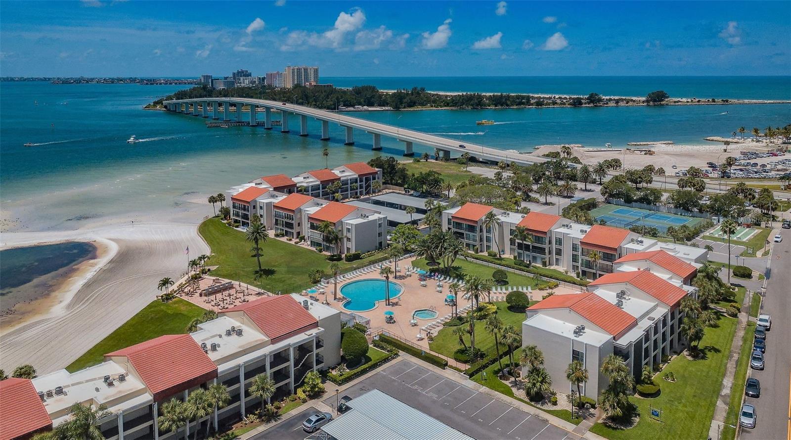 CLEARWATER POINT 7 TENNIS - Residential