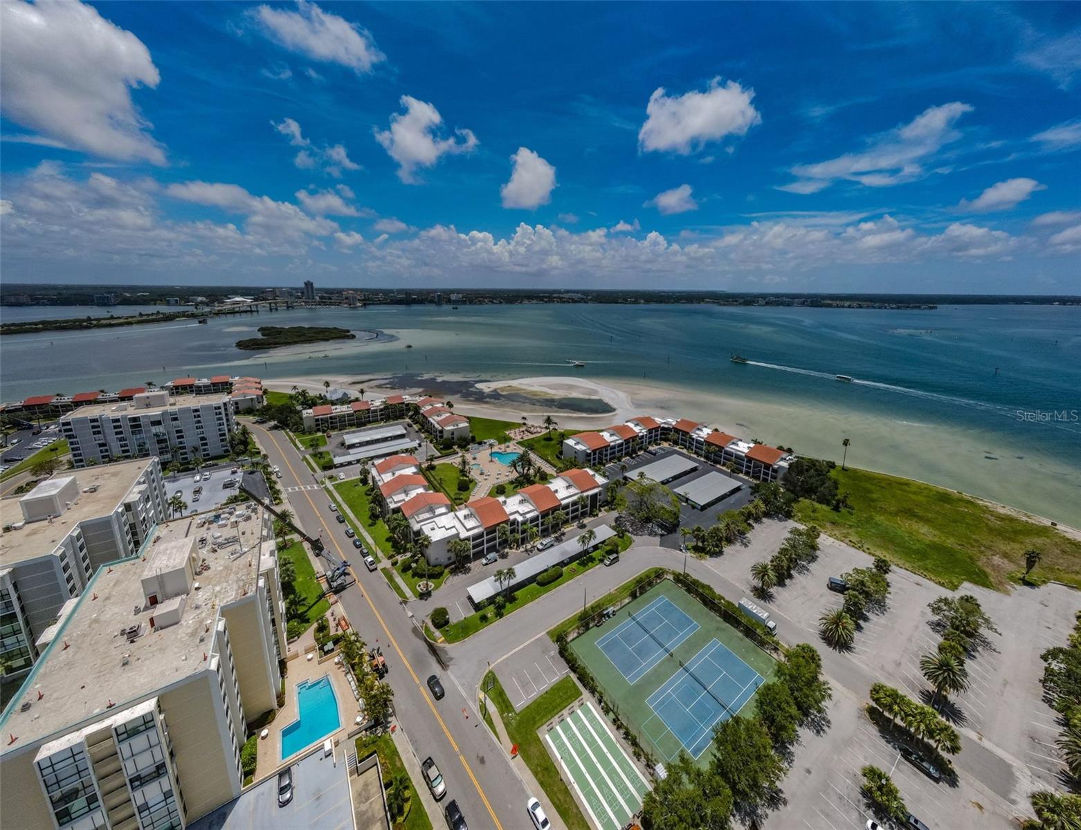 CLEARWATER POINT 7 TENNIS - Residential