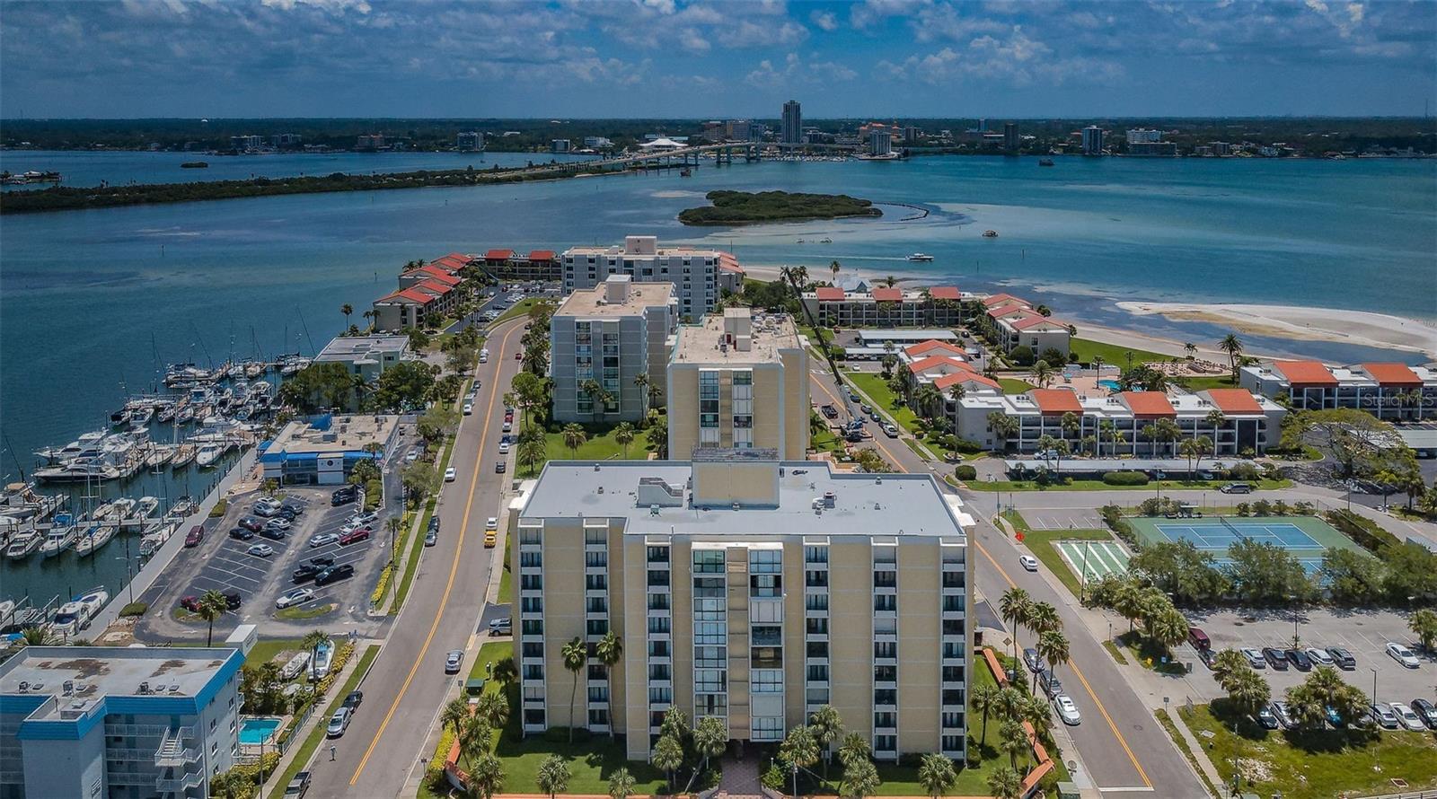 CLEARWATER POINT 7 TENNIS - Residential