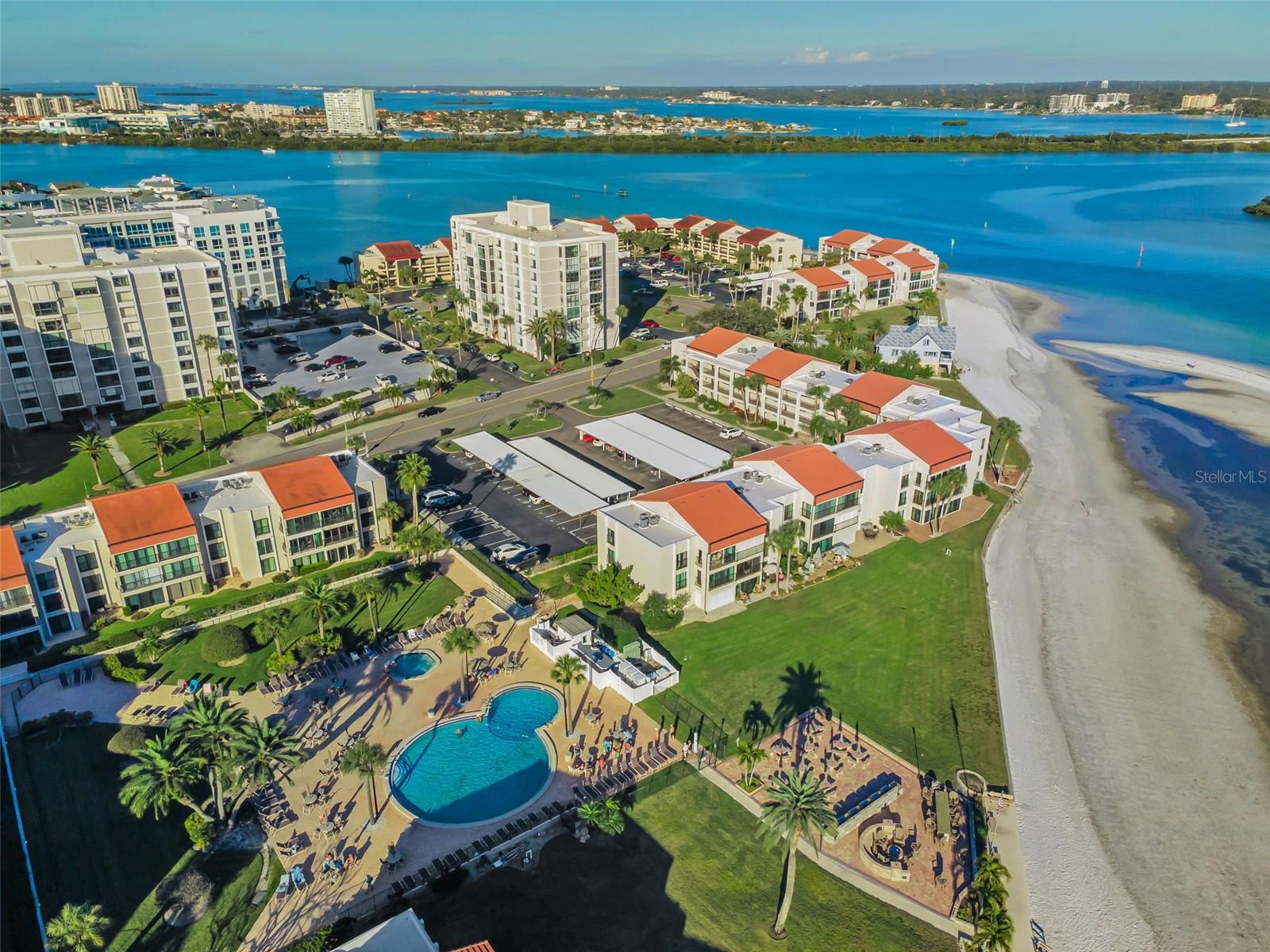 CLEARWATER POINT 7 TENNIS - Residential