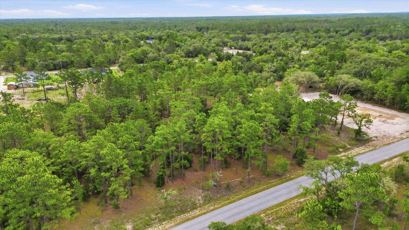 RAINBOW LAKES ESTATE - Land