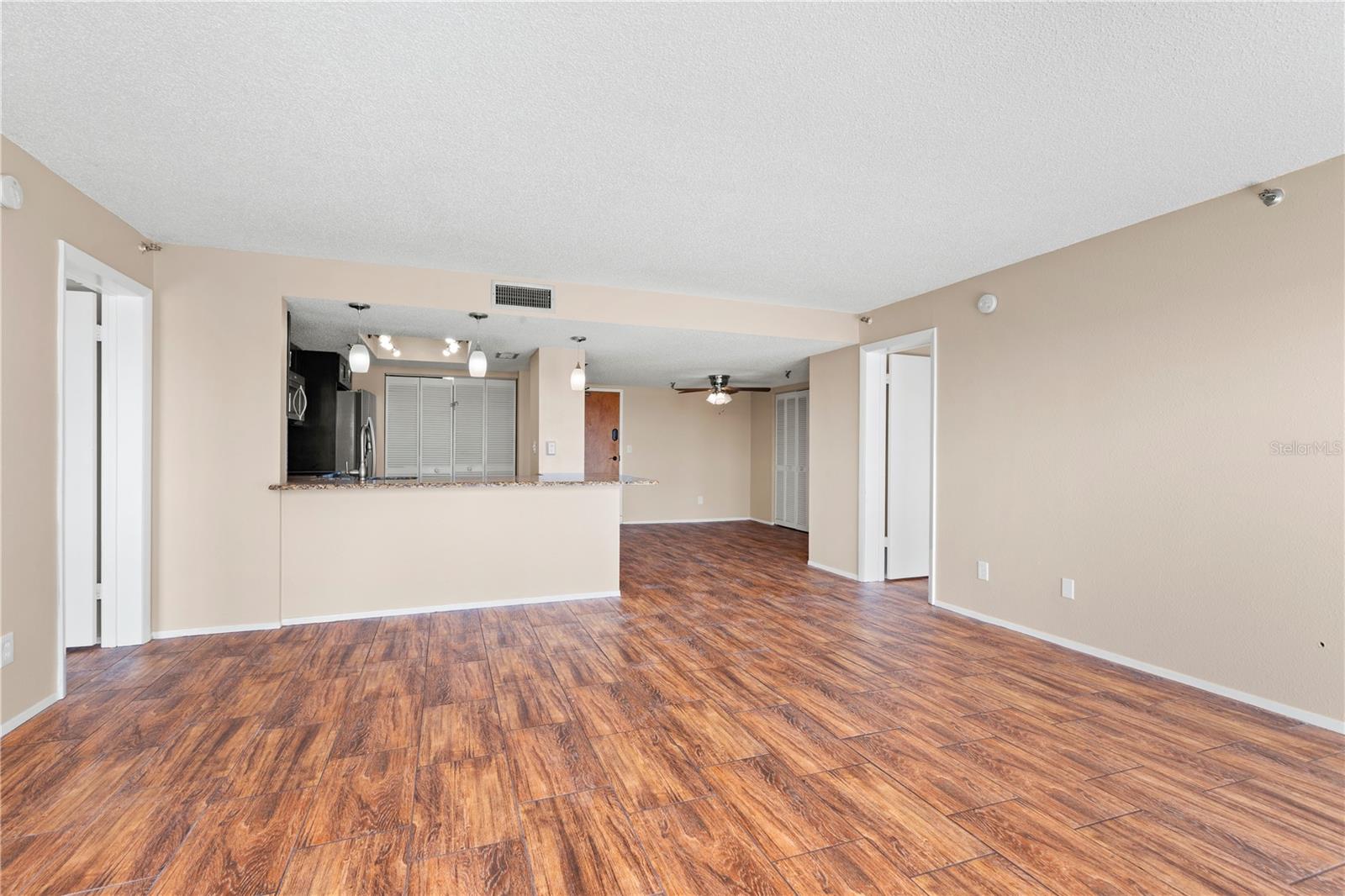SOUTH BAY CONDO - Residential