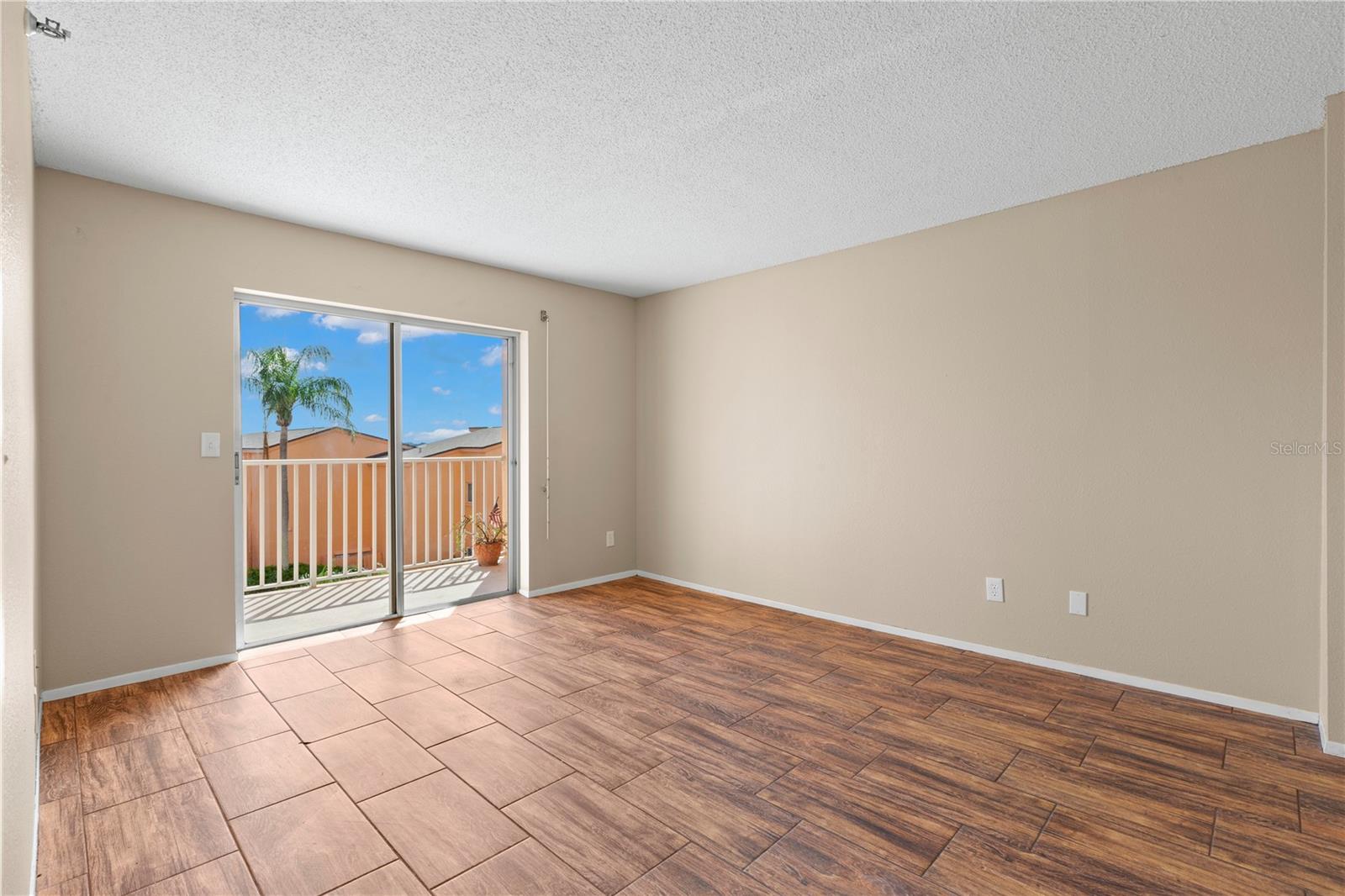 SOUTH BAY CONDO - Residential