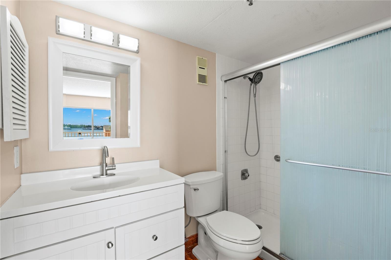 SOUTH BAY CONDO - Residential